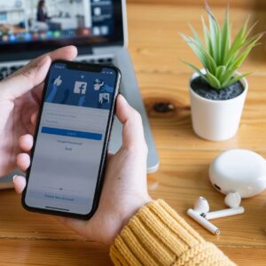 Facebook Marketing Course