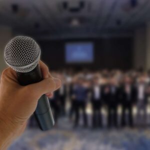 Public Speaking Mastery Crash Course: Accelerating Your Public Speaking Skills