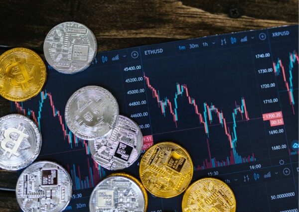 Strategic Bitcoin Trading: Maximizing Returns with Wall of Coins